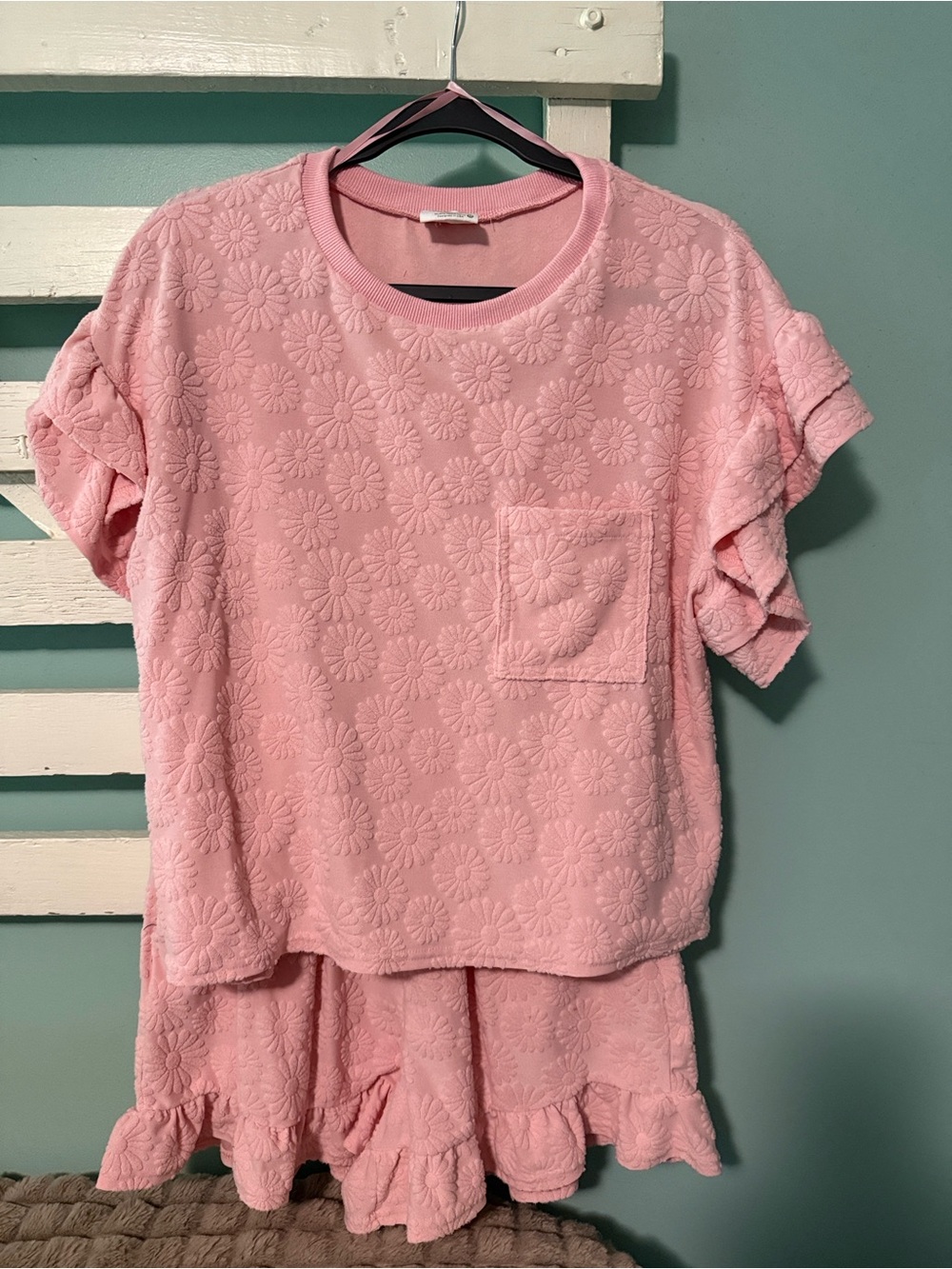 Flutter-Sleeve Pink Floral Textured Knit Set